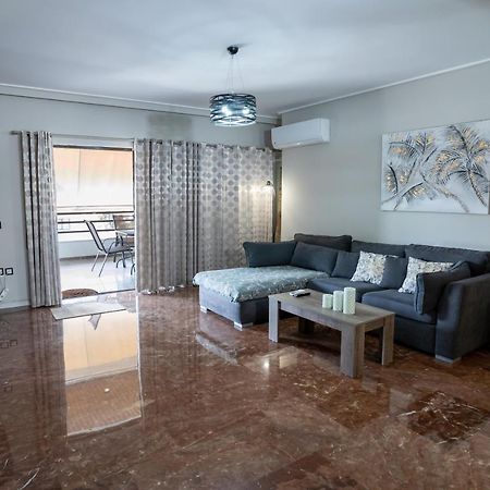 Apartamento Spacious Apt! Glyfada Downtown! Next To The Beach! Atenas Exterior foto